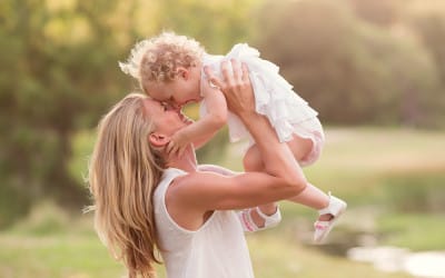 Behind the Scenes | Take a gorgeous Mum and baby photo